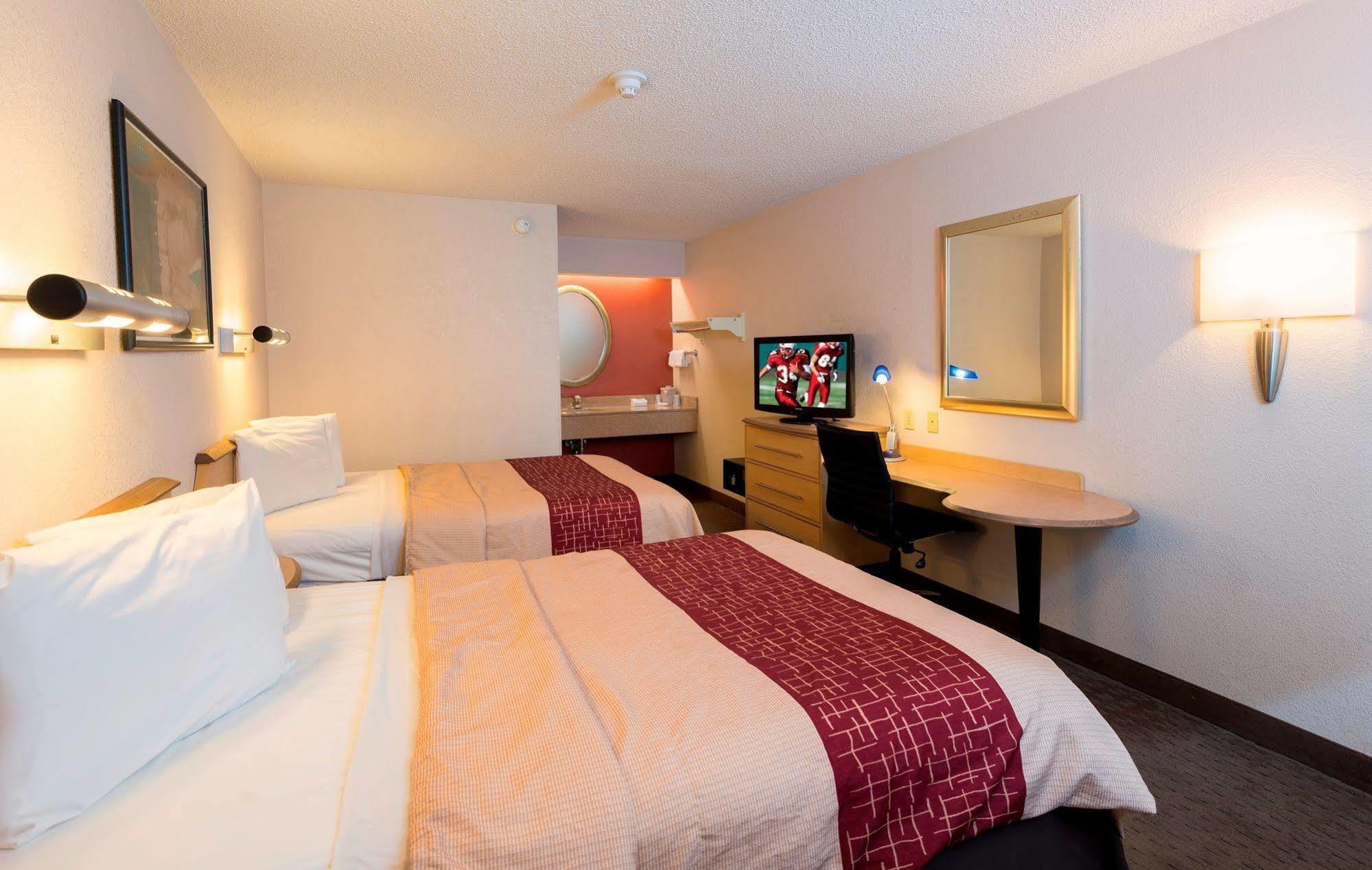 Red Roof Inn Plus+ Nashville Airport Extérieur photo